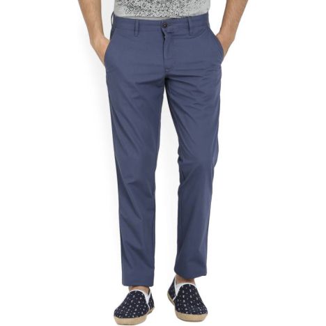 بنطلون وبنطلون